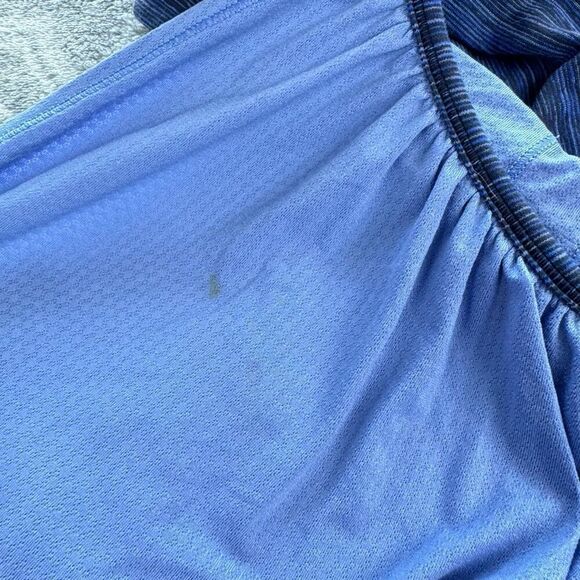 Womens Lululemon No Limits Tank - Picture 6 of 7